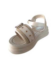 Sandale plateforme beige à brides et boucles dorées